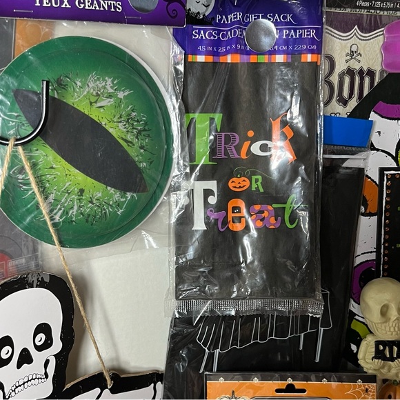 HAPPY HALLOWEEN DECORATION & CRAFT GIFT SET - Picture 11 of 16